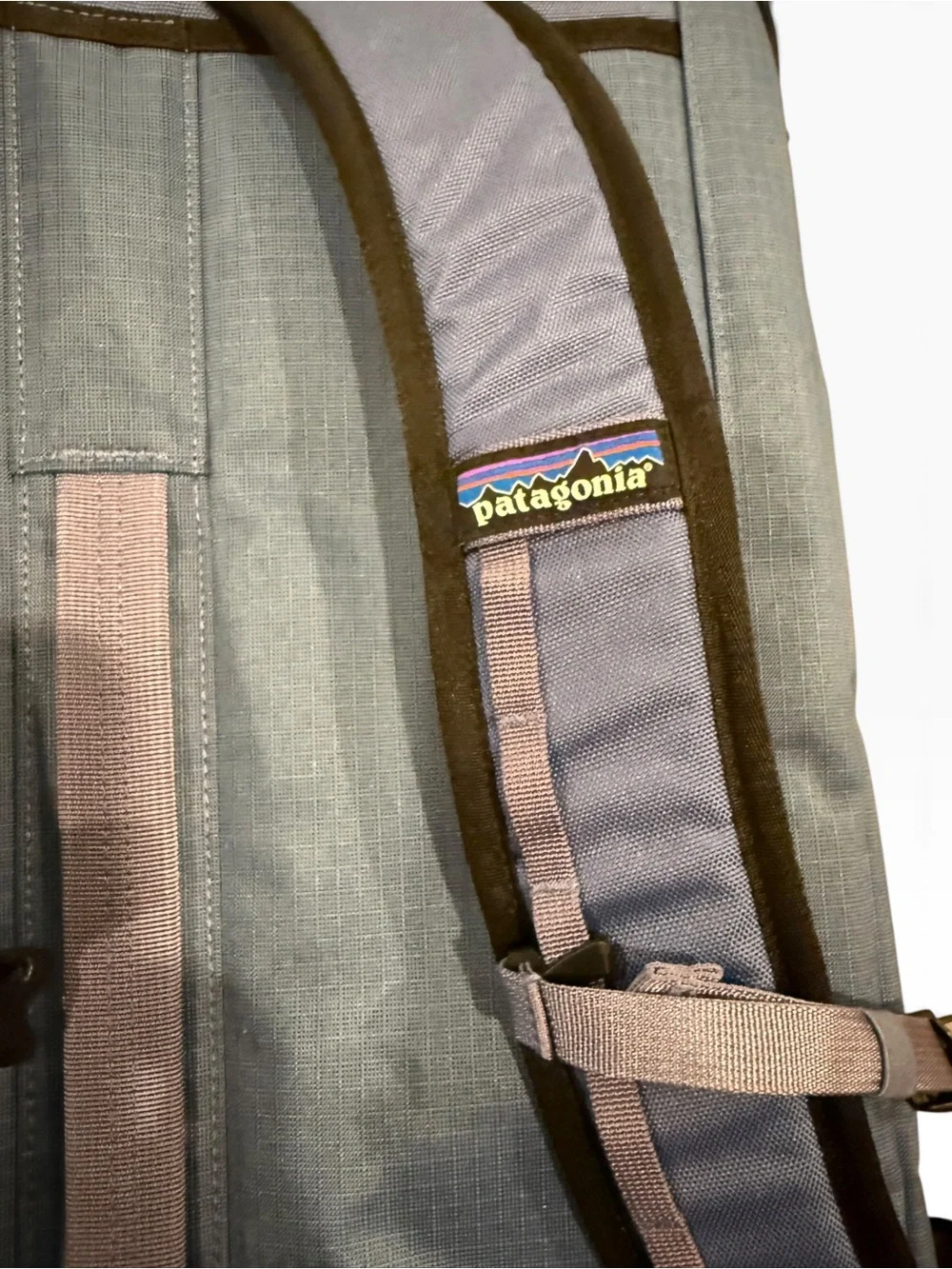 Patagonia Black Hole MLC 45L Travel Backpack Current Blue NWT 49307 FA25